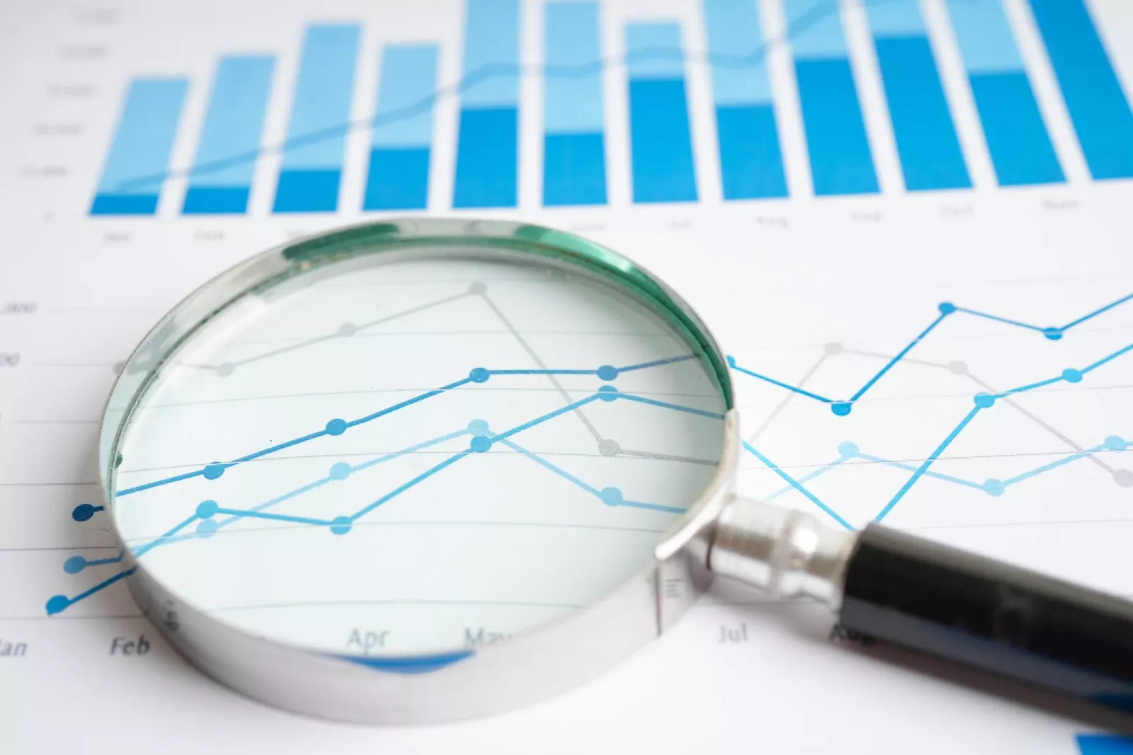 Advertiser's ad auction on auction insights google ads