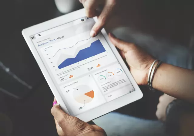 reporting interface in ga4 compared to universal analytics has better features like the real-time report, landing pages