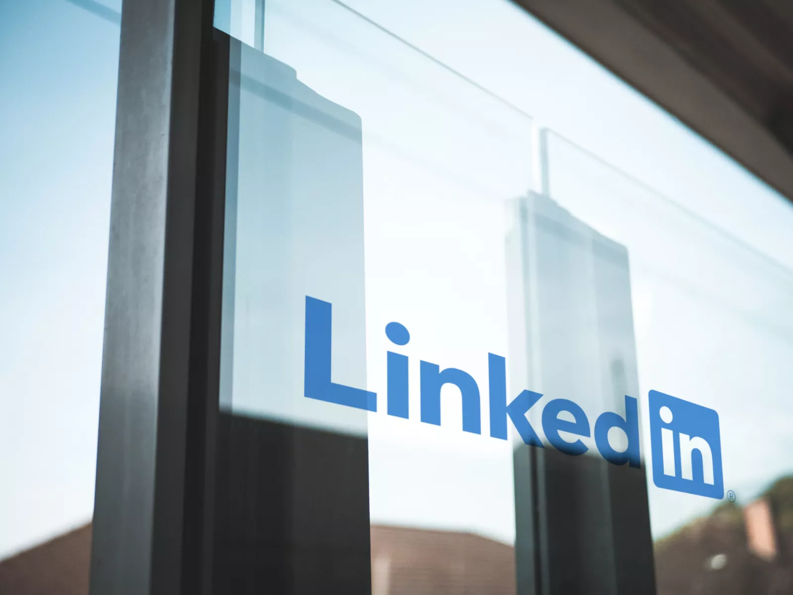 Window with the LinkedIn Logo on
